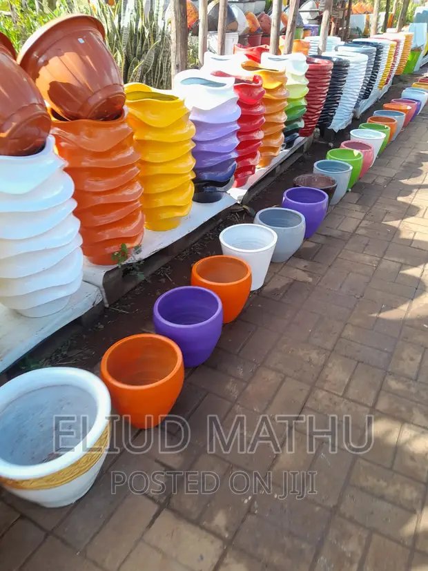 Decorated Fibre Pots